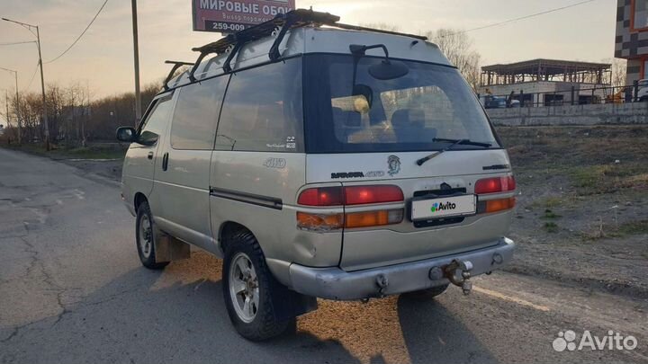 Toyota Town Ace 2.2 AT, 1996, 271 000 км