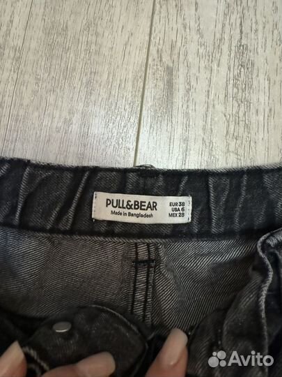 Джинсы черные mom Pull&bear