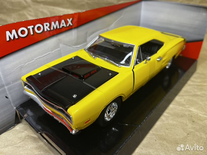 Dodge Coronet Super Bee 1969 1/24 MotorMax