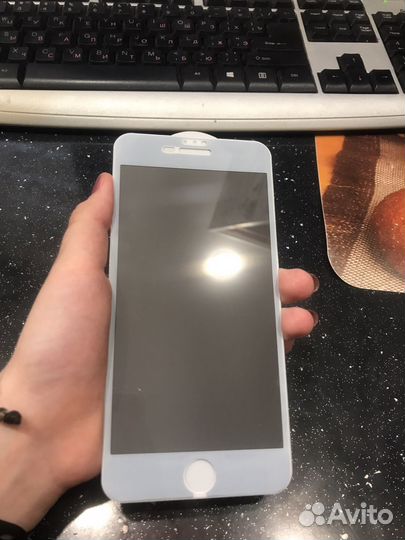 Защитное стекло антишпион на iPhone 7 plus