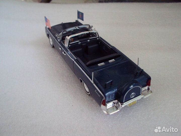 Lincoln Continental Limousine SS-100-X