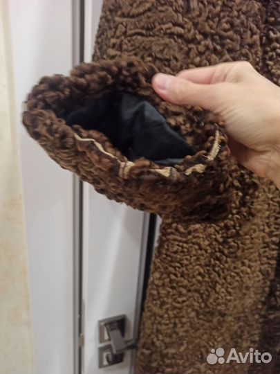 Шуба из каракульчи. Пепельно- коричневая 48-50 р