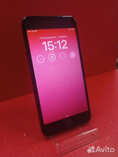 iPhone 8 Plus, 64 ГБ