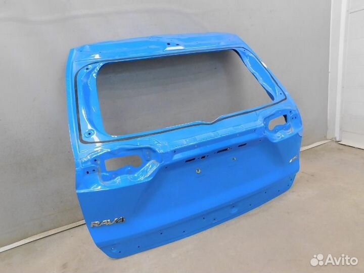Дверь багажника Toyota RAV4