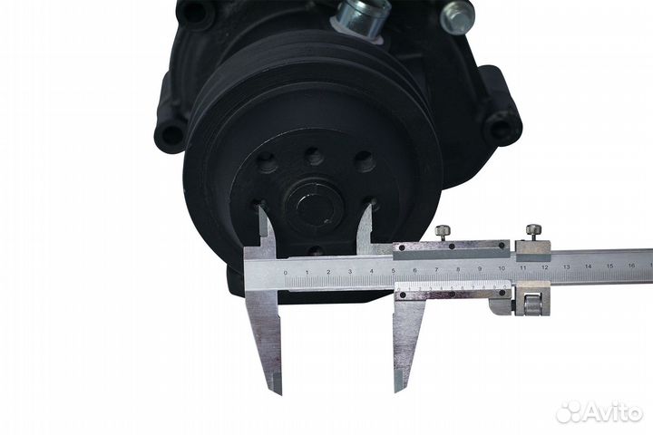 Водяной насос (помпа) двигателя Ricardo R6105