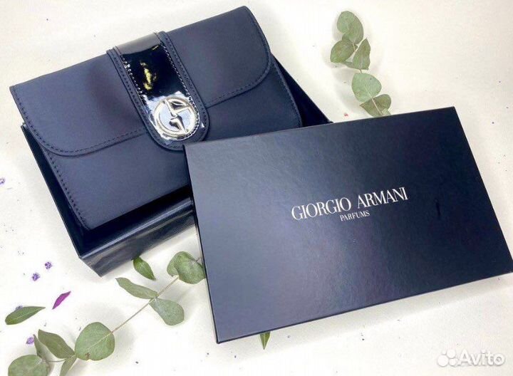 Подарочные клатчи Giorgio Armani
