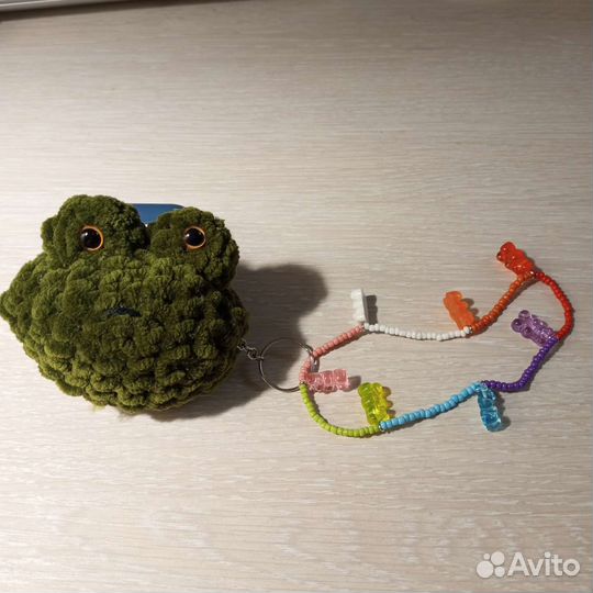 Вязанная игрушка брелок, новая