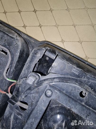 Левое зеркало Mercedes actros mp4