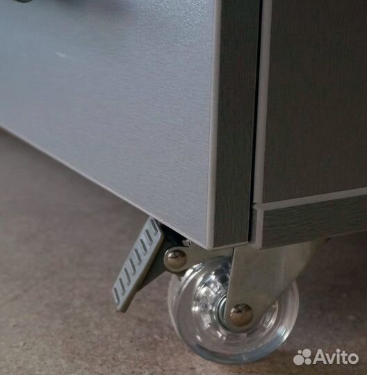 Педикюрная тумба с уфо ту - 1