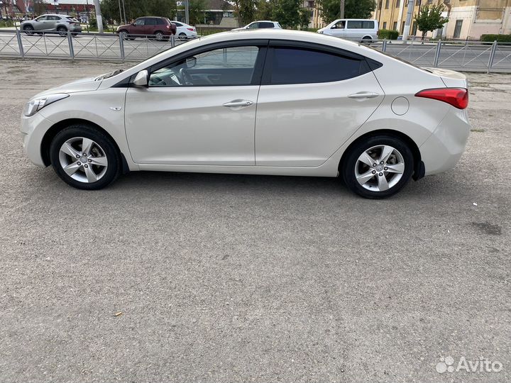 Hyundai Elantra 1.6 AT, 2011, 170 000 км