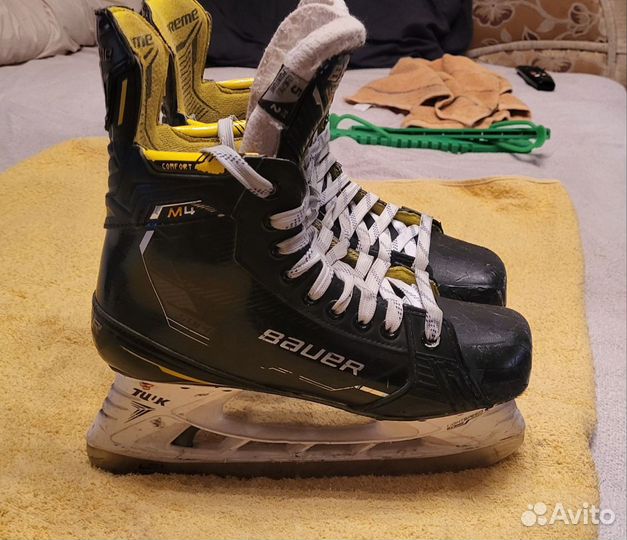 Хоккейные коньки bauer