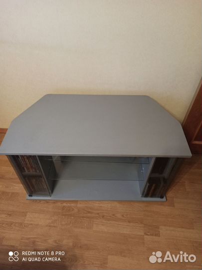 Тумба под телевизор угловая