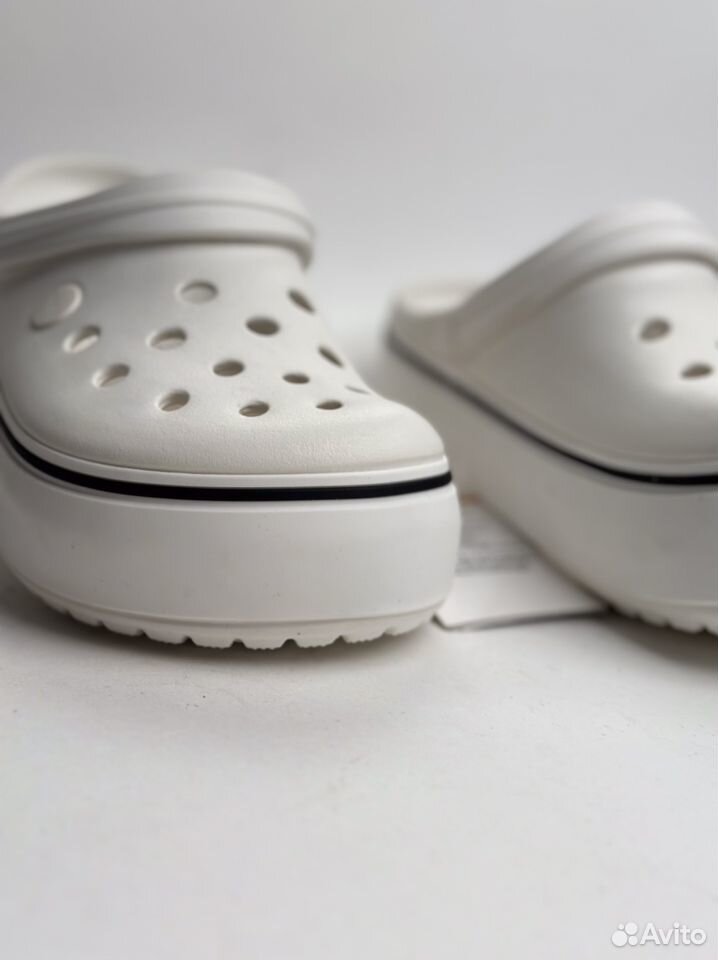 Crocs platform