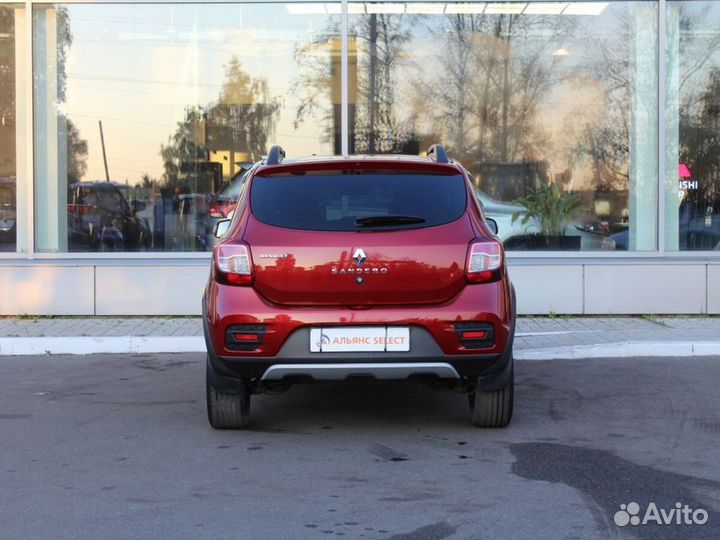 Renault Sandero Stepway 1.6 МТ, 2018, 37 200 км