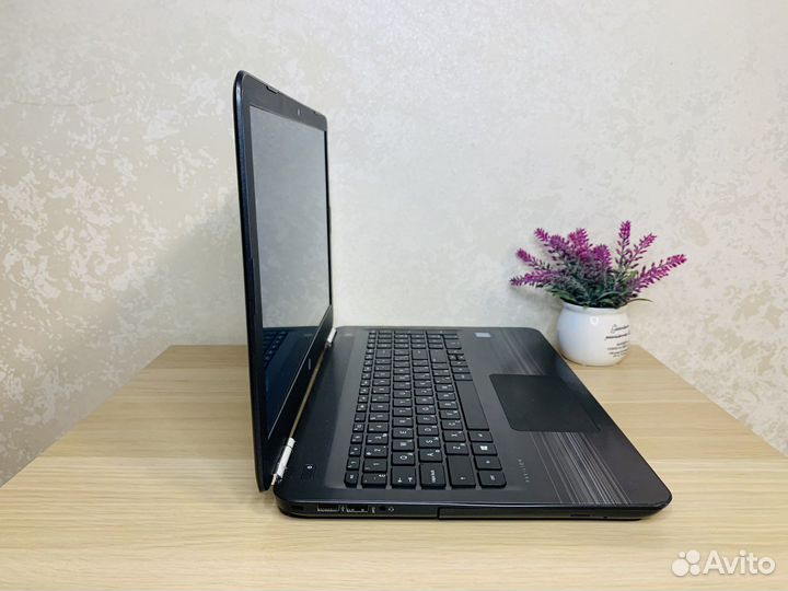 Игровой ноутбук (SSD 500/ 8 озу/nVidia)