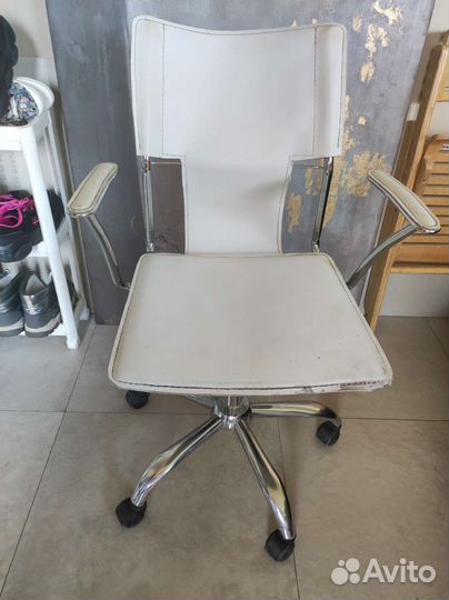 Стул компьютерный офисный