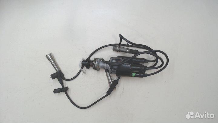 Распределитель зажигания Volkswagen Passat 4, 1996
