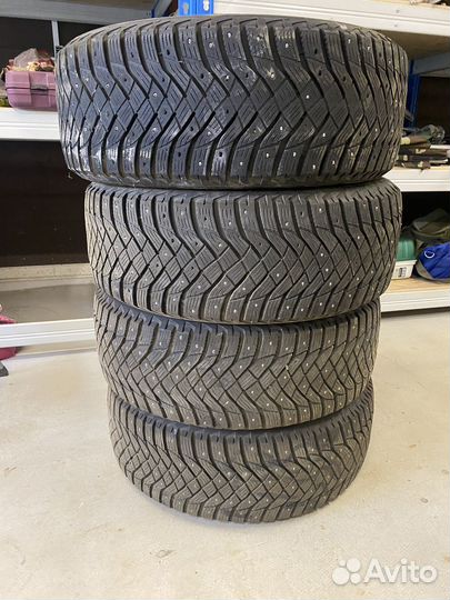 Goodyear Ultra Grip Ice Arctic 2 SUV 235/55 R18