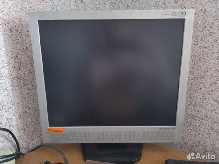 Монитор Samsung 17