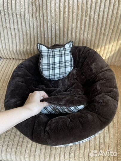 Лежанка для кошек