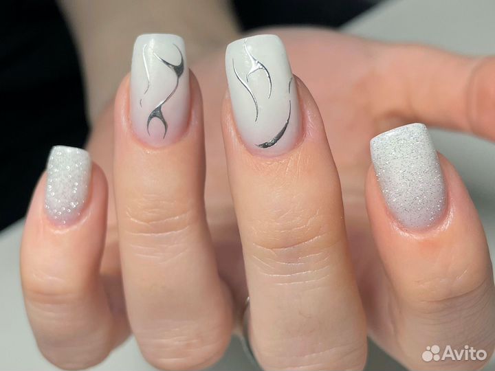 Маникюр, Наращивание/коррекция ногтей