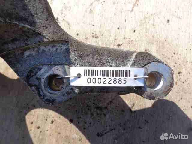 Кулак поворотный левый Chrysler Pacifica 1 CS 0474