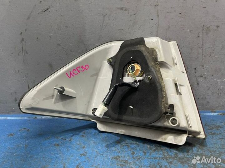 Фонарь правый Lexus Ls430 UCF30 UCF31