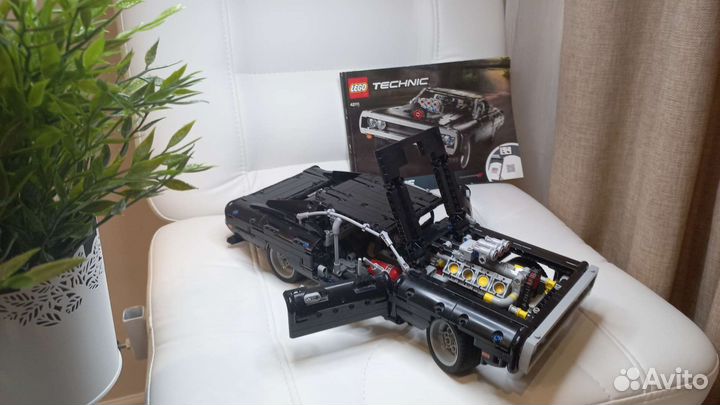 Лего Dodge Charger