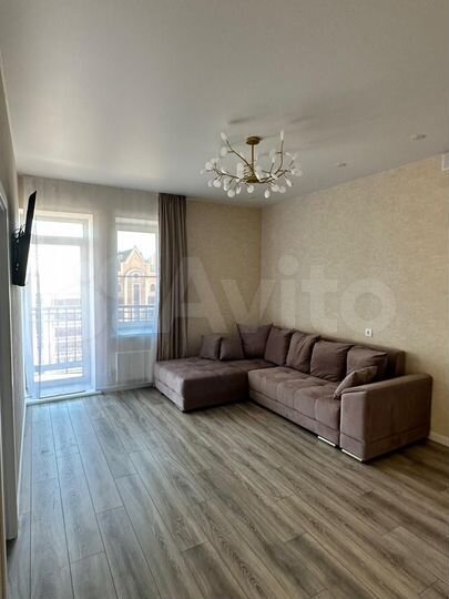 2-к. квартира, 56 м², 8/8 эт.