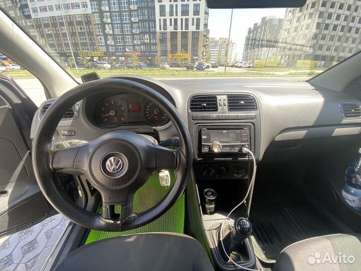 Volkswagen Polo 1.6 МТ, 2012, 205 000 км