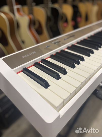 Nux NPK-10-WH цифровое пианино (новое)