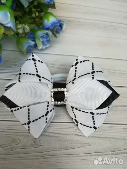 Бант. Резинка для волос