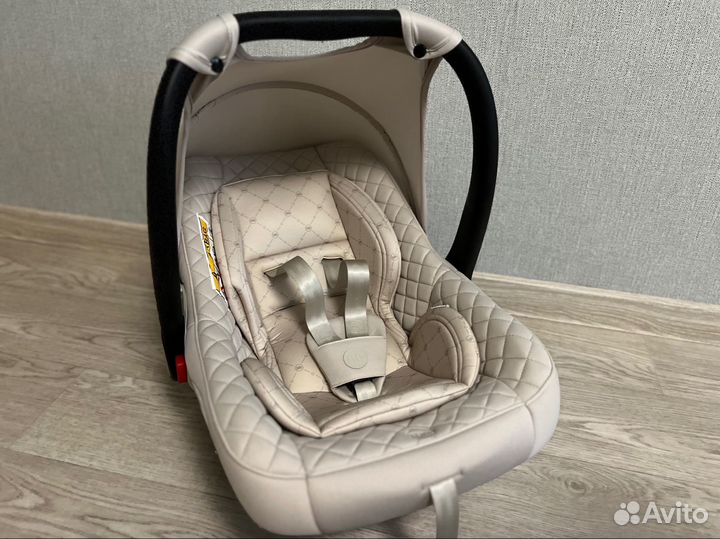 Автолюлька Happy Baby Skyler V2 на доставке