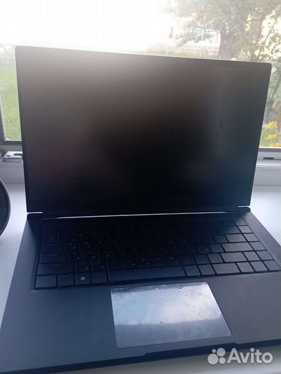 Maibenben x568