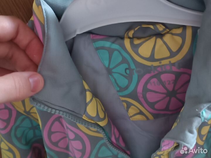 Курточка на девочку 116-122