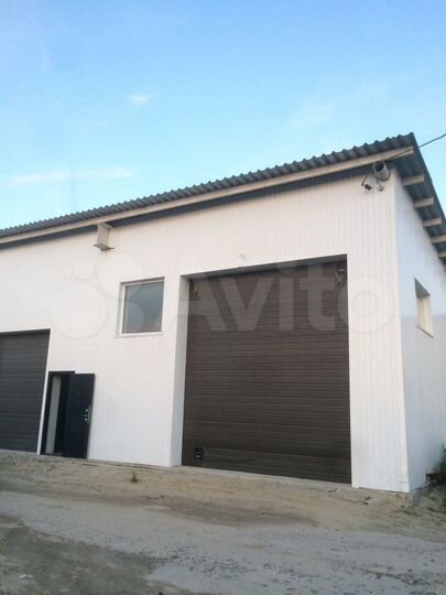 Гараж, > 30 м²