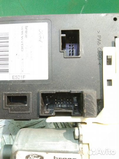 Моторчик стеклоподъемника передний правый Ford