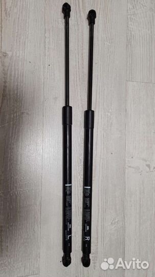 Газовый упор на крышку багажника Outlander 3