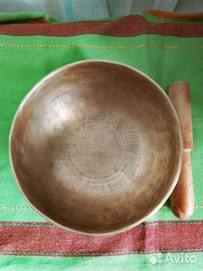 Чаша кованая поющая, колокольчик