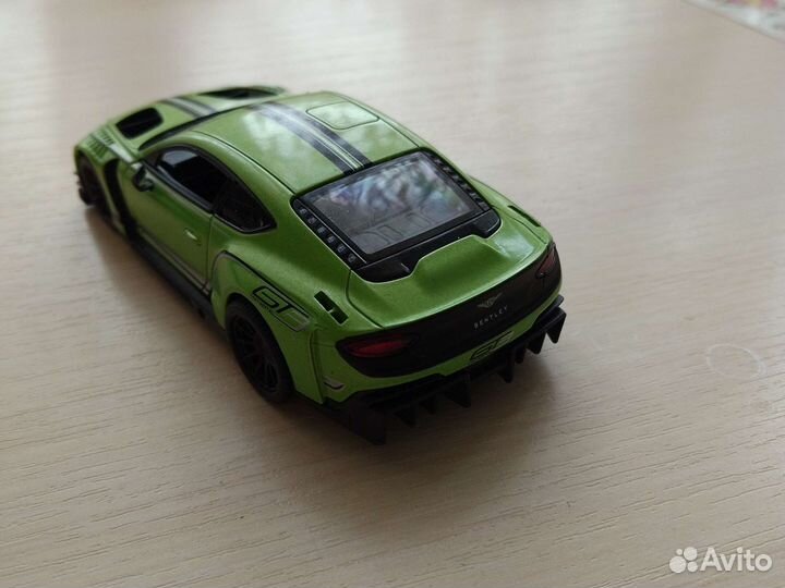 Инерционная машинка kinsmart bentley