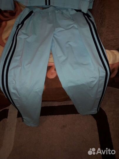 Спортивный костюм