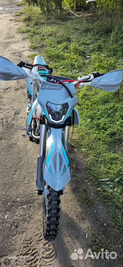 Мотоцикл кроссовый FX moto YX300