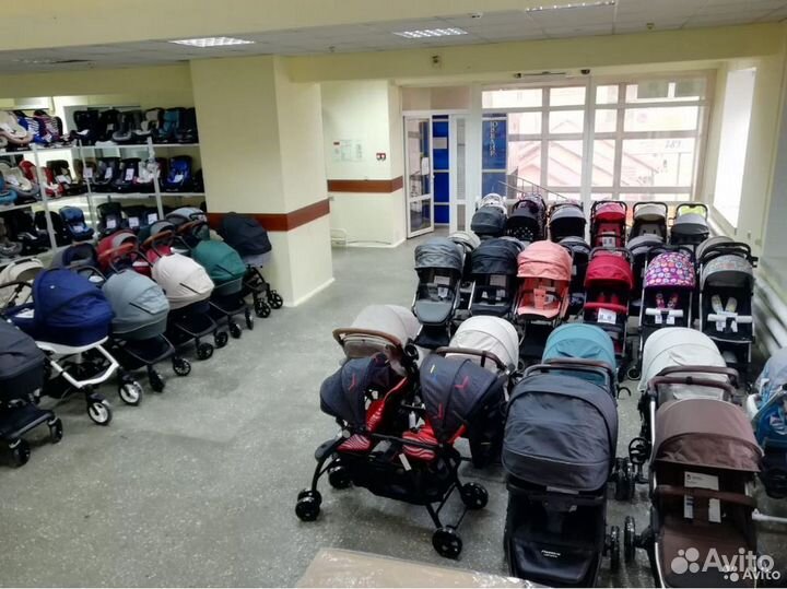 Коляски большой выбор в наличии