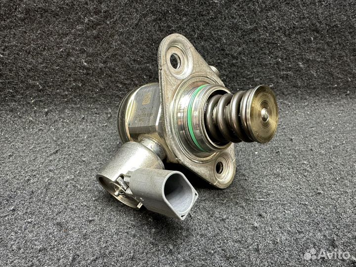 Тнвд левый Mercedes a2780701101 M278 M276 M157