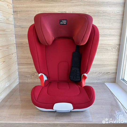 Детское автокресло 15 до 36 кг britax romer kidfix