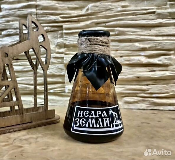 Сувенир колба с нефтью