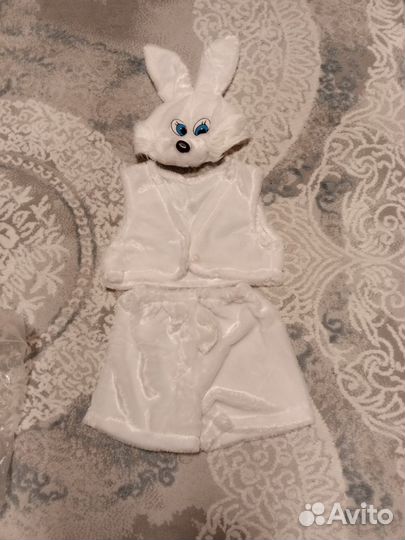 Костюм зайчика, ёжика, деда мороза