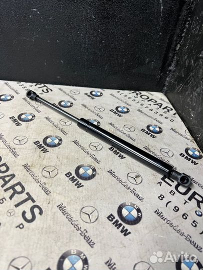 Амортизатор капота передний Bmw 3-Series E46 M43