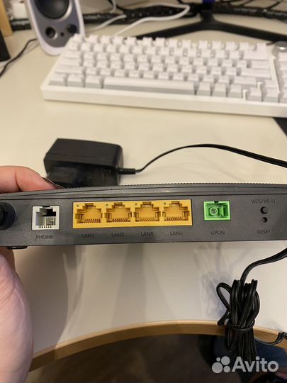 Wifi роутер tp link XC220-G3v