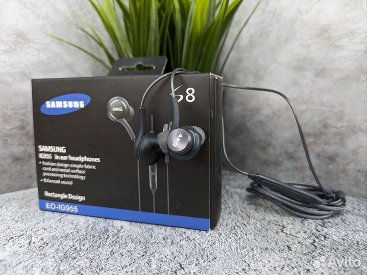 Наушники Samsung проводные вакуумные с микрофоном